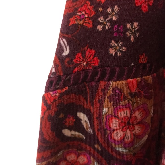 Rose + Olive 2X v-neck blouse - Picture 6 of 7